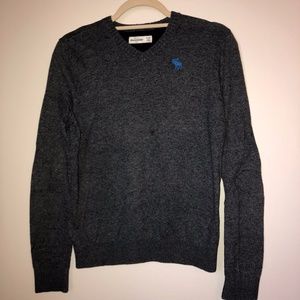 Abercrombie Boy's XL Gray Sweater